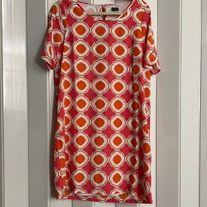 💥SHORT SLEEVE PINK DRESS GOLD AND ORANGE PRINT  GOLD BUTTONS DETAILS💥